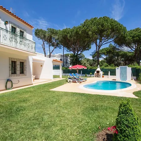 Mendes Villa Vilamoura